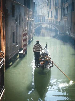 Venice Gondola - Midoro Tours
