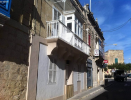 Townhouse - Center Balzan | Malta