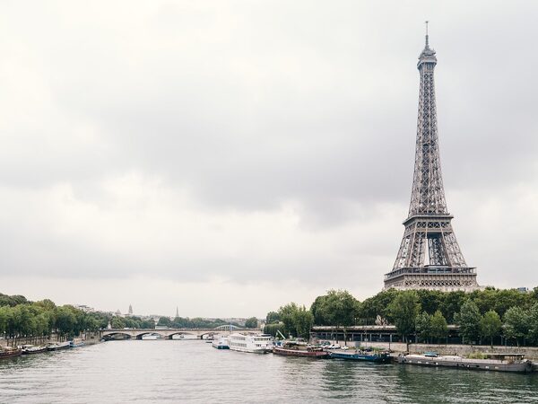 Car Hire Paris