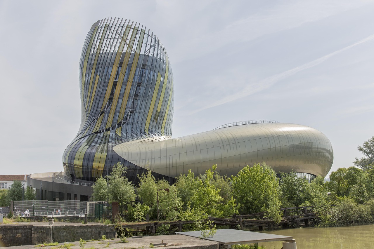 Car Hire Bordeaux